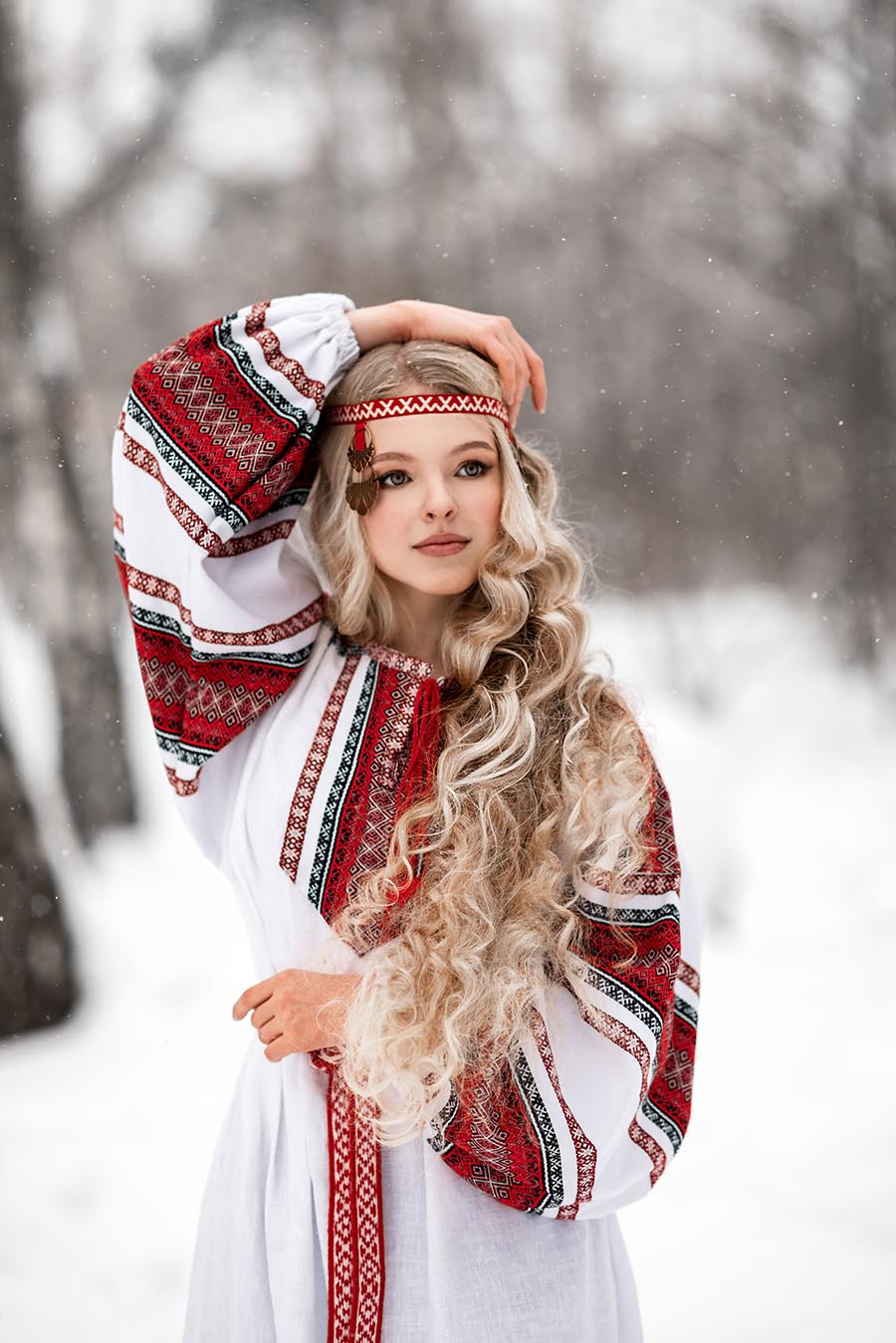 Slavic girls in An-Najaf