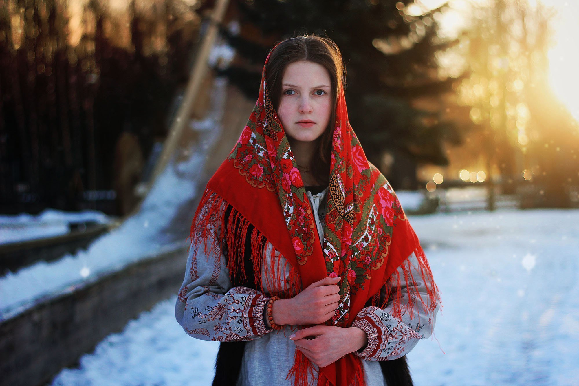 Girls in Slavic costumes in An-Najaf