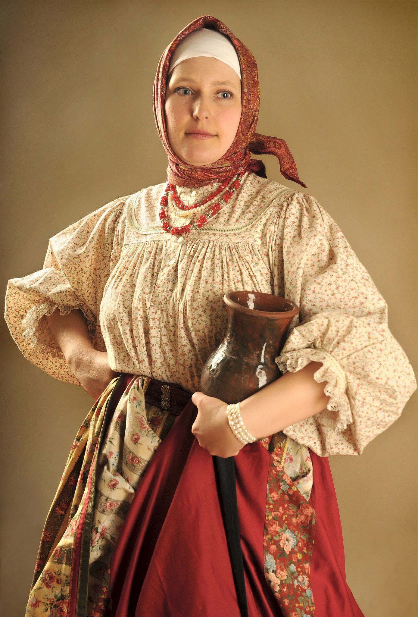 Girls in Slavic costumes in An-Najaf